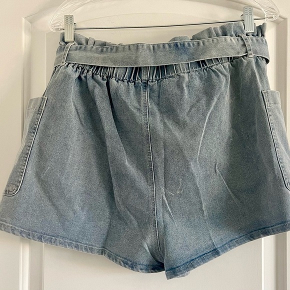 SWEET GENERIS Women’s PLUS Blue Cotton Denim Belted Jean‎ Shorts-Sizes 1X,2X,&3X - Picture 2 of 10